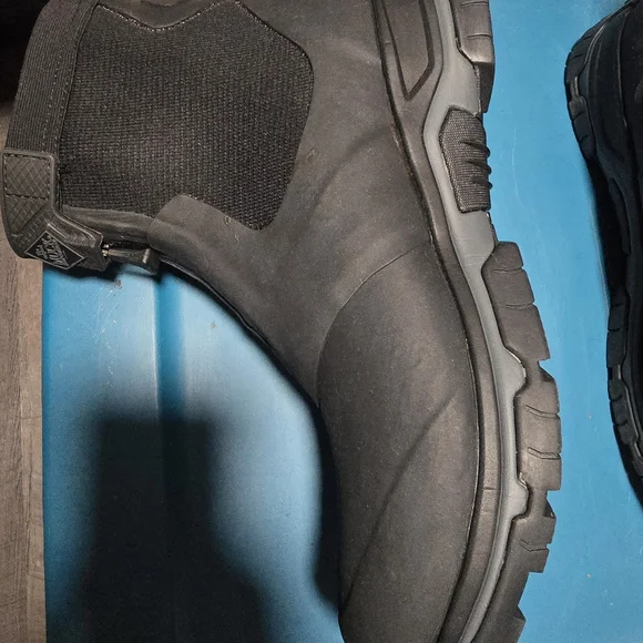 Men's Black Apex Waterproof Rain & Snow Boots - Picture 2 of 6